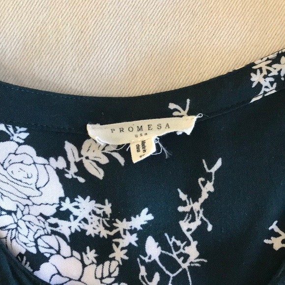 Promesa Tunic/Dress - Picture 2 of 3